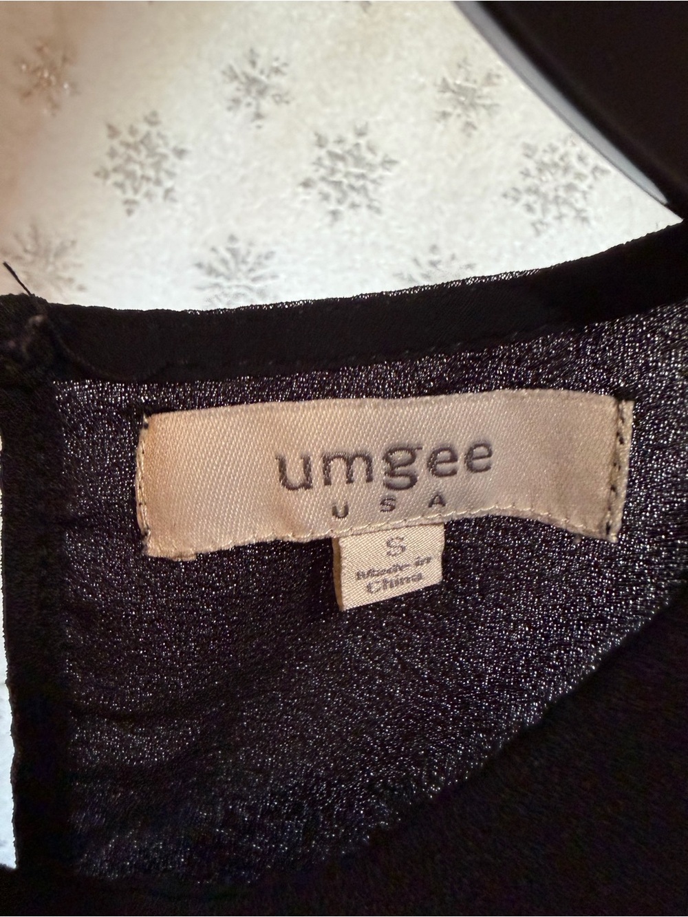 Label inside garment - Picture 4 of 4